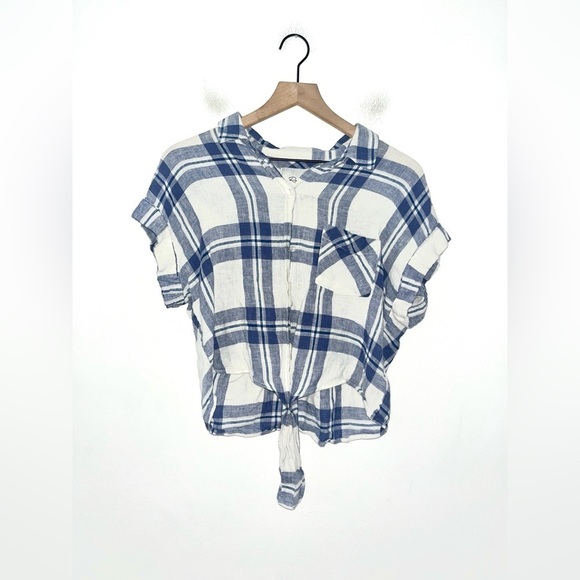 RAILS Amelie Short Sleeve Plaid Shirt Size Medium - Picture 3 of 11